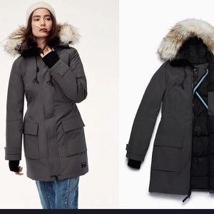 aritzia tan Bancroft parka dark shadow grey